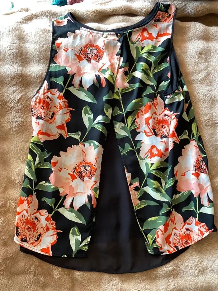 Top sans manches grosses fleurs
