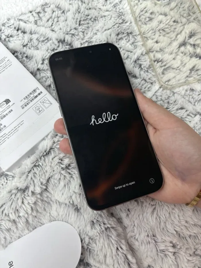 Iphone 16 Pro Max - photo numéro 2