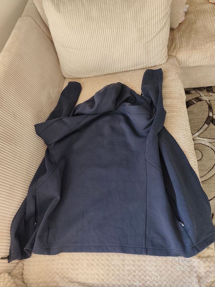 sweat à capuche PUMA x Olympique de Marseille en taille XL - photo numéro 4