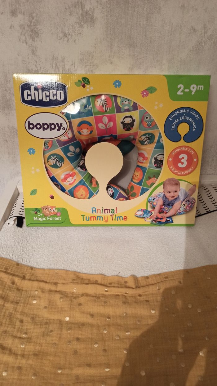 Jouet d éveil posture ventral