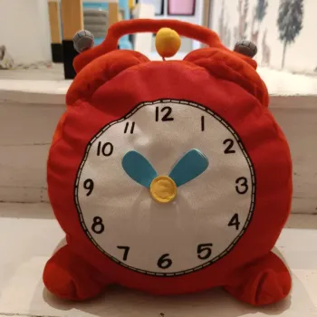Magnifique peluche horloge Ikea