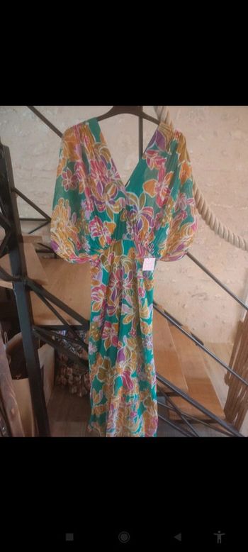 Robe de cocktail élégante et colorée