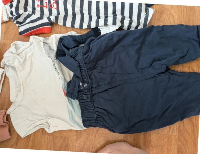 Lot de 18 vêtements 6 mois - photo numéro 4