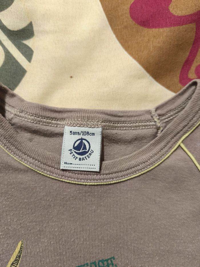 Tee shirt Petit Bateau 5 ans - photo numéro 5