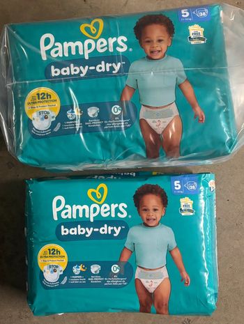 2 paquets de couches Pampers baby dry (taille 5)