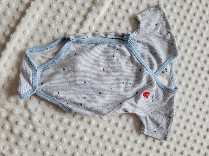 Lot de 4 bodies croisés manches courtes – Kiabi – 6 mois - photo numéro 8