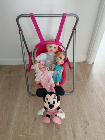 Balancelle avec poupons