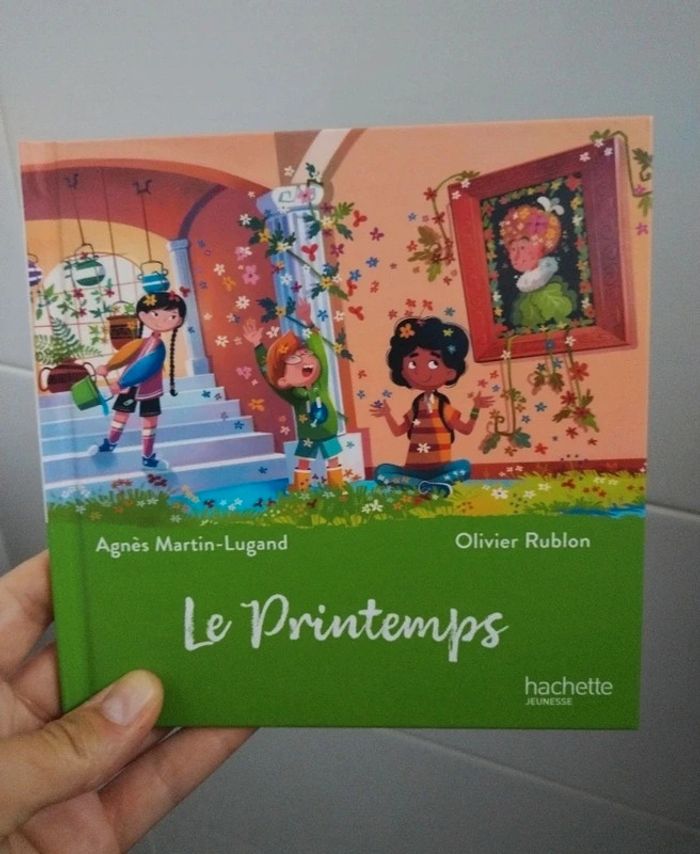 🎈Livre collection mcdo le printemps 🎈