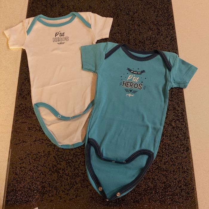 Lot de 2 body Héros