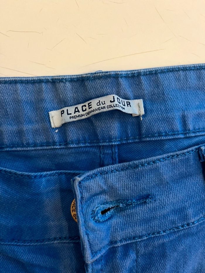 Short bleu - photo numéro 2