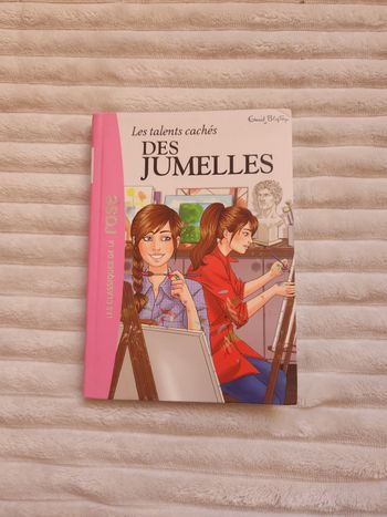 📚 Les Jumelles Tome 5 – Les talents cachés des jumelles (Bibliothèque Rose)