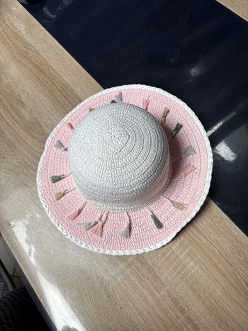 Chapeau fille 2 à 4 ans