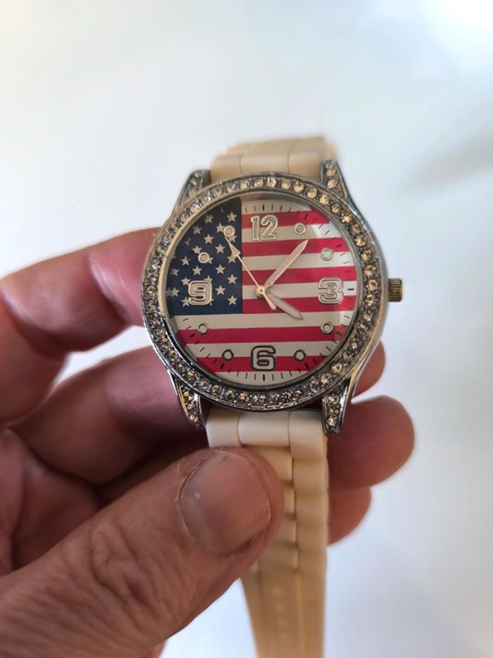 Montre femme
Il faut remettre une pile