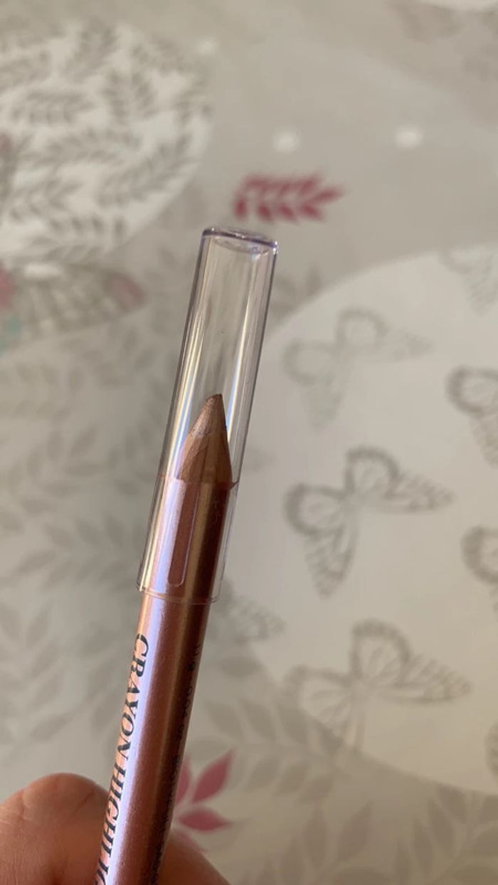 Crayon yeux - photo numéro 2