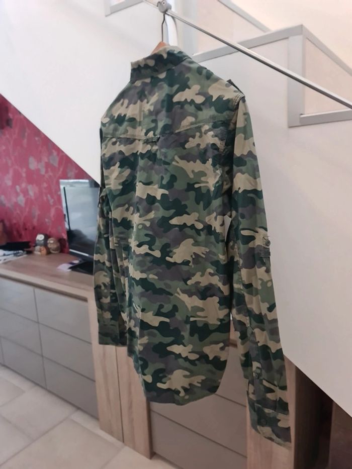 Chemise Dissident neuve taille M - photo numéro 7
