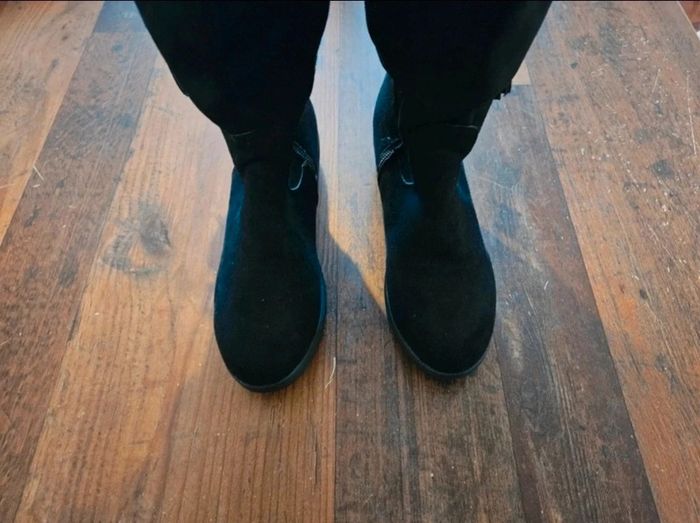 Bottes pointure 38 Neuve - photo numéro 2