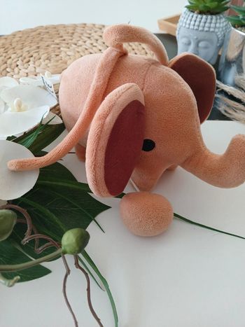 Péluche doudou musicale Éléphant🌿🎁