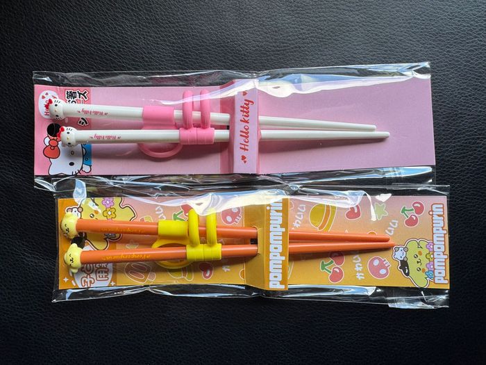NEUF - Lot de 2 Paires de Baguettes pour Enfants - Aides à l'Apprentissage de la Nourriture - photo numéro 3