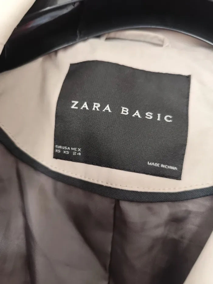 Trench long femme Zara XS - photo numéro 4