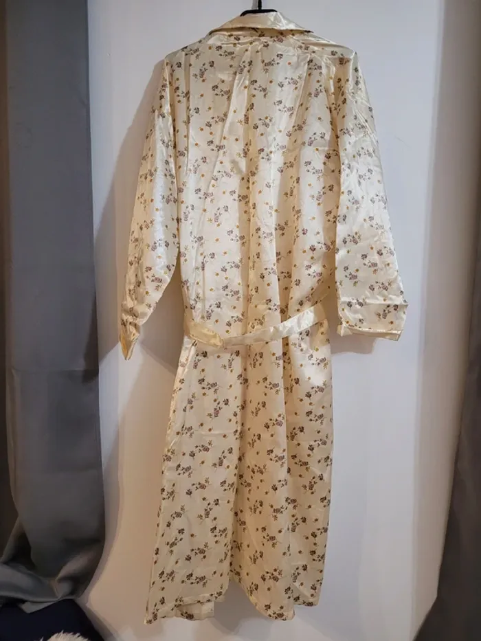 Peignoir pierre balmain - photo numéro 2
