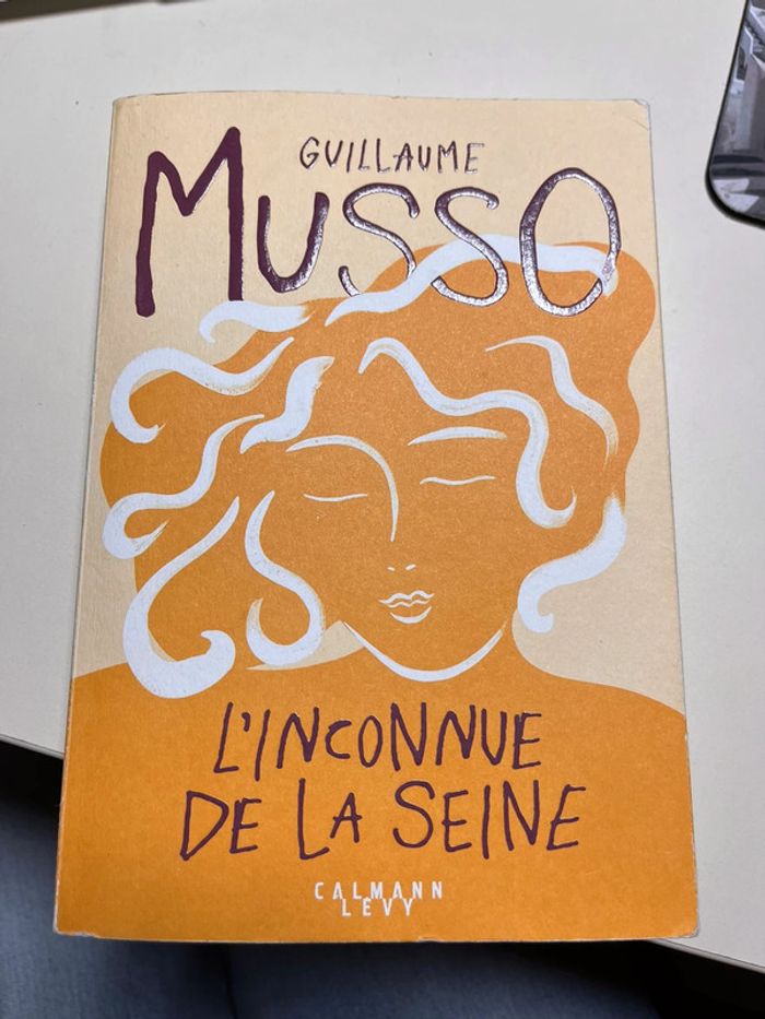 Livre Guillaume Musso « L’inconnu de la Seine »