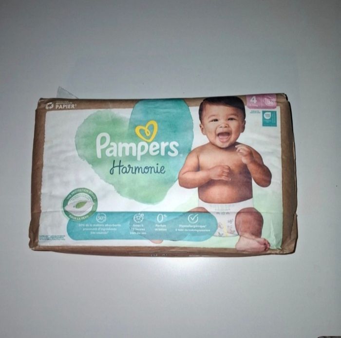 Couches pampers