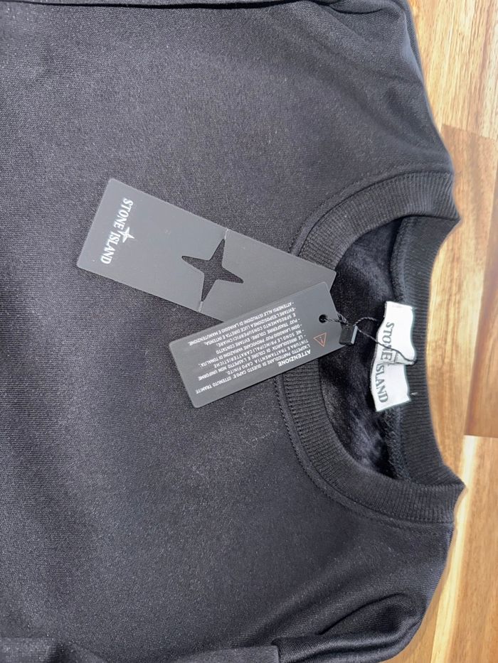 Pull stone island