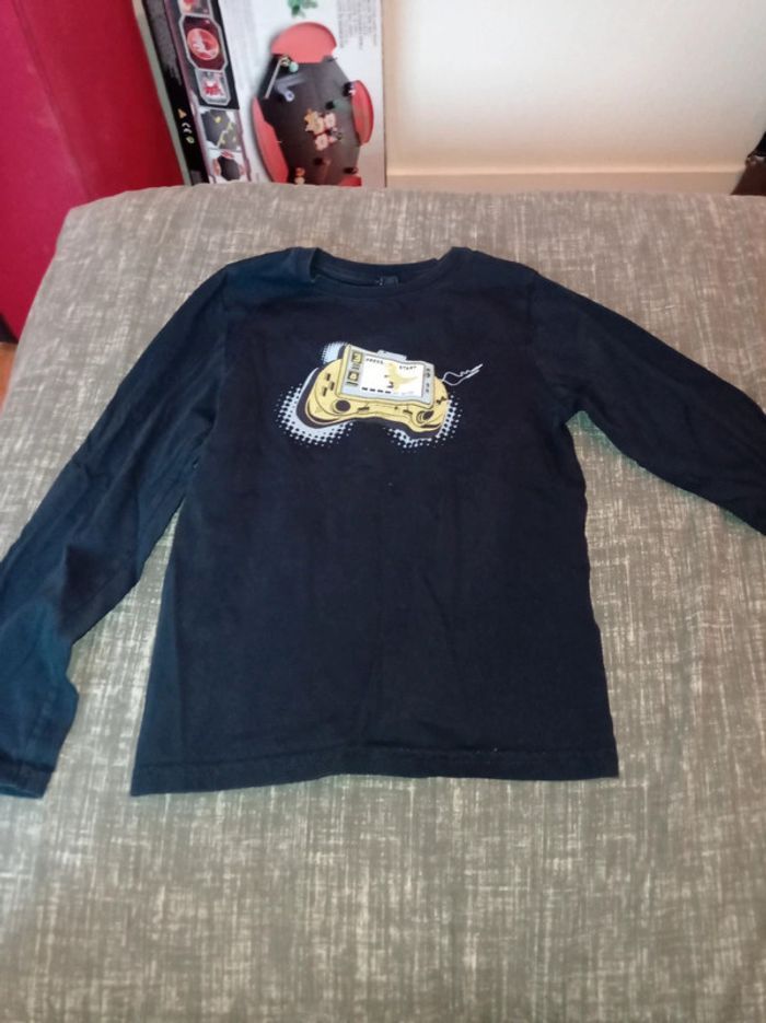 Haut manches longues 8 ans kiabi