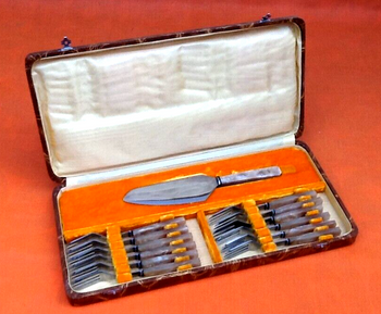 Service à dessert 12 petites fourchettes / Couteau Inox