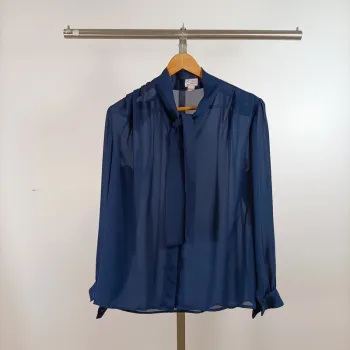 Blouse vintage bleu marine fluide transparente nœud lavallière manches longues Taille 40 est A1350