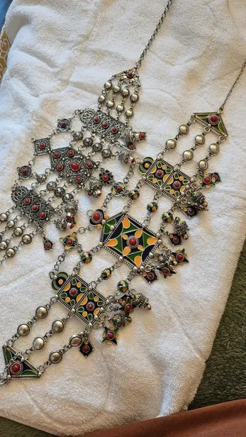 Bijoux frontal