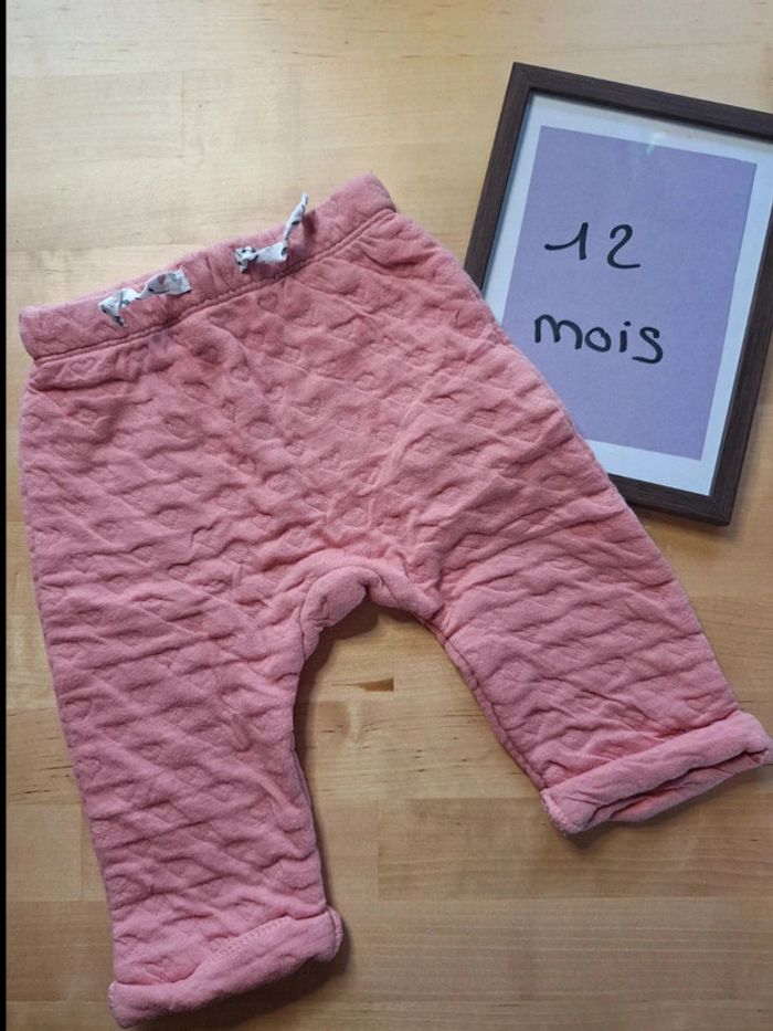 Pantalon pour fille taille 12mois marque Gémo très bon état