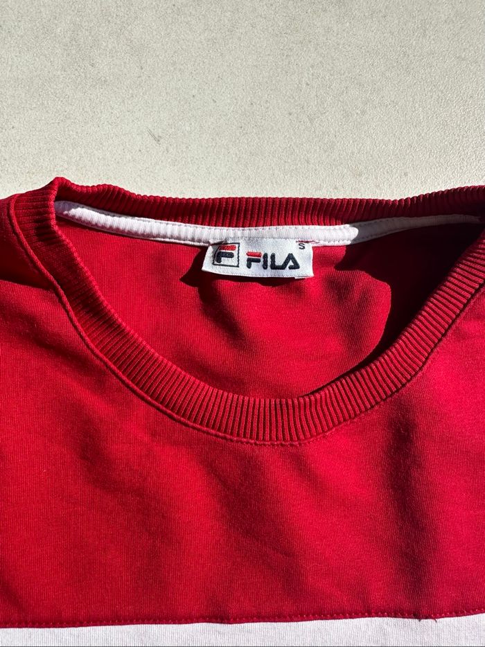 Sweatshirt Fila rouge et bleu marine taille S 👕 - photo numéro 3