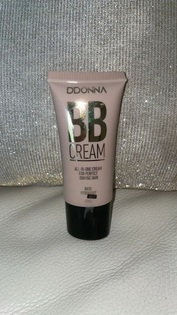 BB crème numéro 4 Ddonna neuve
