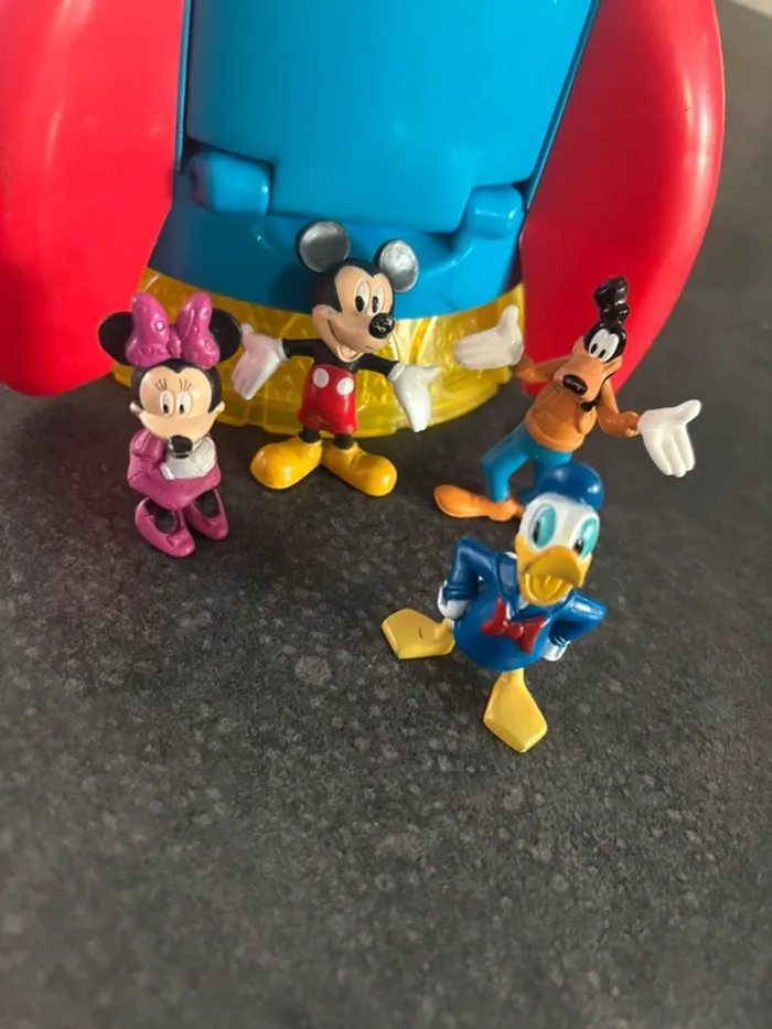 Fusée Mickey et ses personnages - photo numéro 2