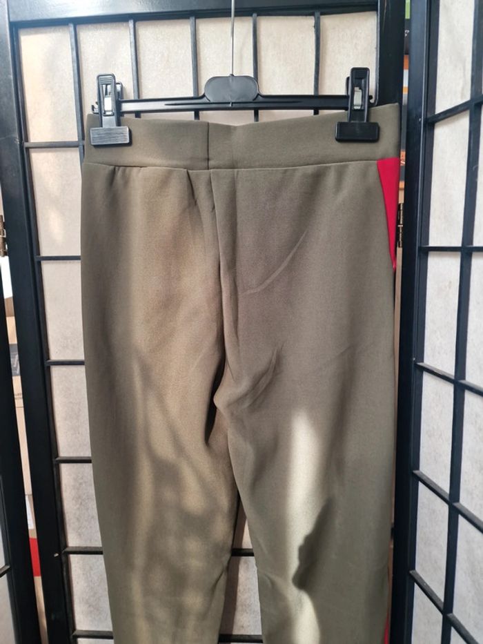 Pantalon legging neuf - photo numéro 3
