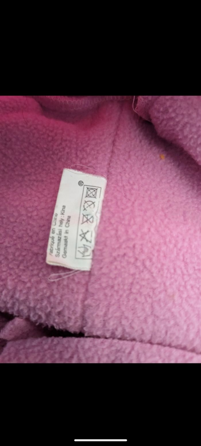 Beau chapeau rose avec écharpe intégrée. Taille 4/6 ans ( 54) - photo numéro 8