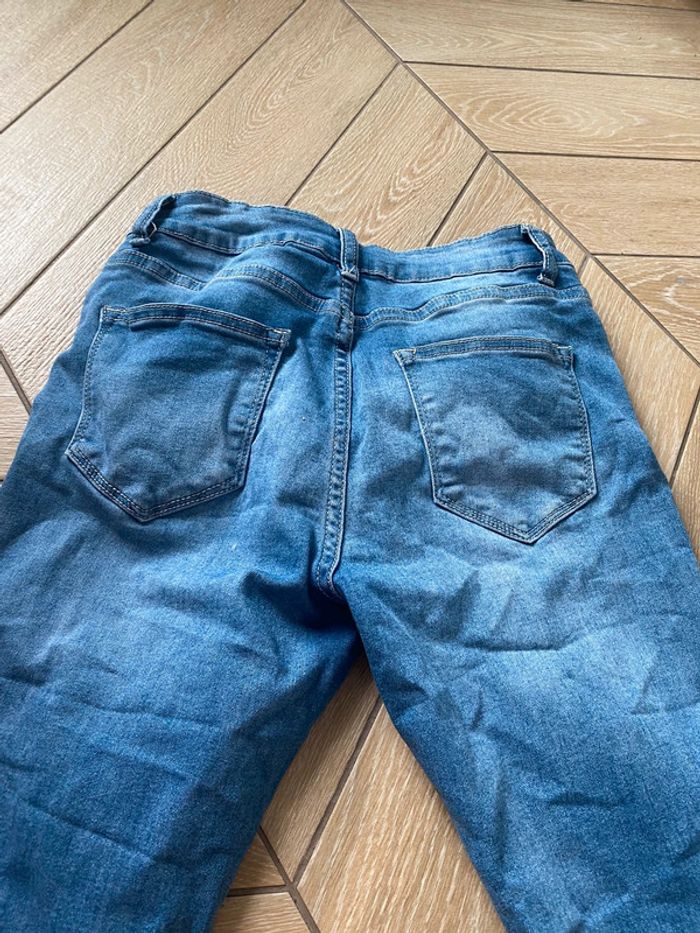 Jeans déchiré taille XS - photo numéro 3
