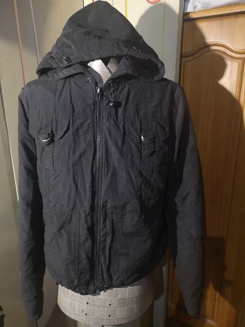 Doudoune cache cache