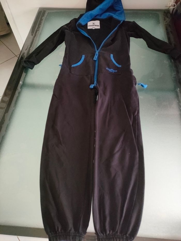 Surpyjama One piece 8/9 ans