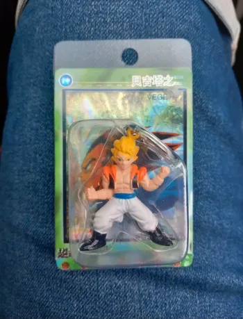 Porte clé dragon ball GT figurine Végéta 4cm neuf