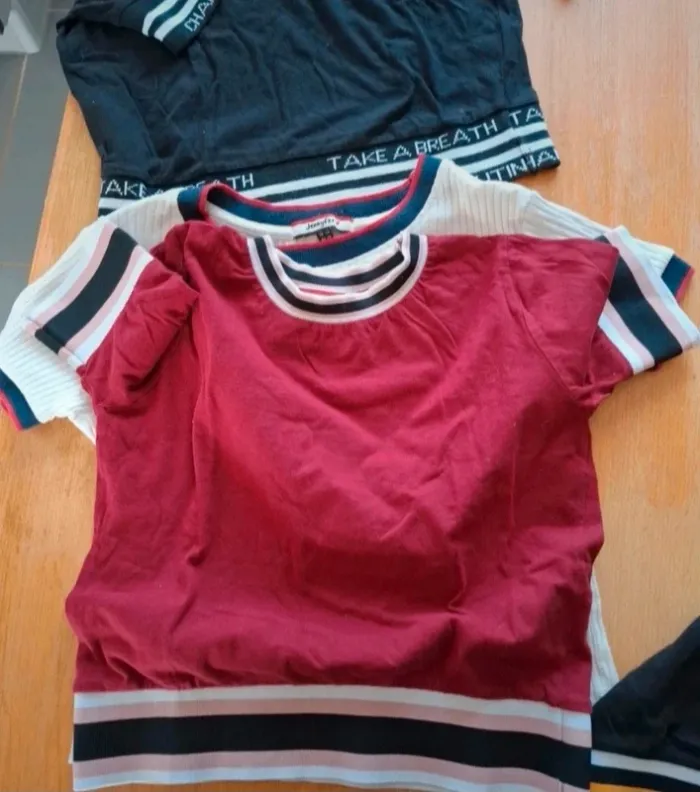 Lot t shirt jennyfer manches courtes - photo numéro 3