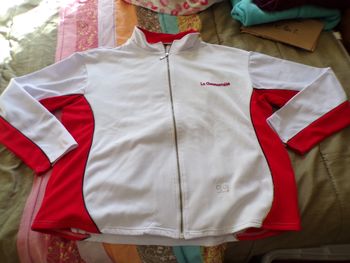 Veste sport blanche rouge XL