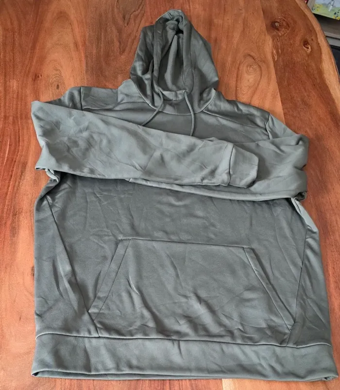 Sweat à capuche Under Amour Taille L - photo numéro 4