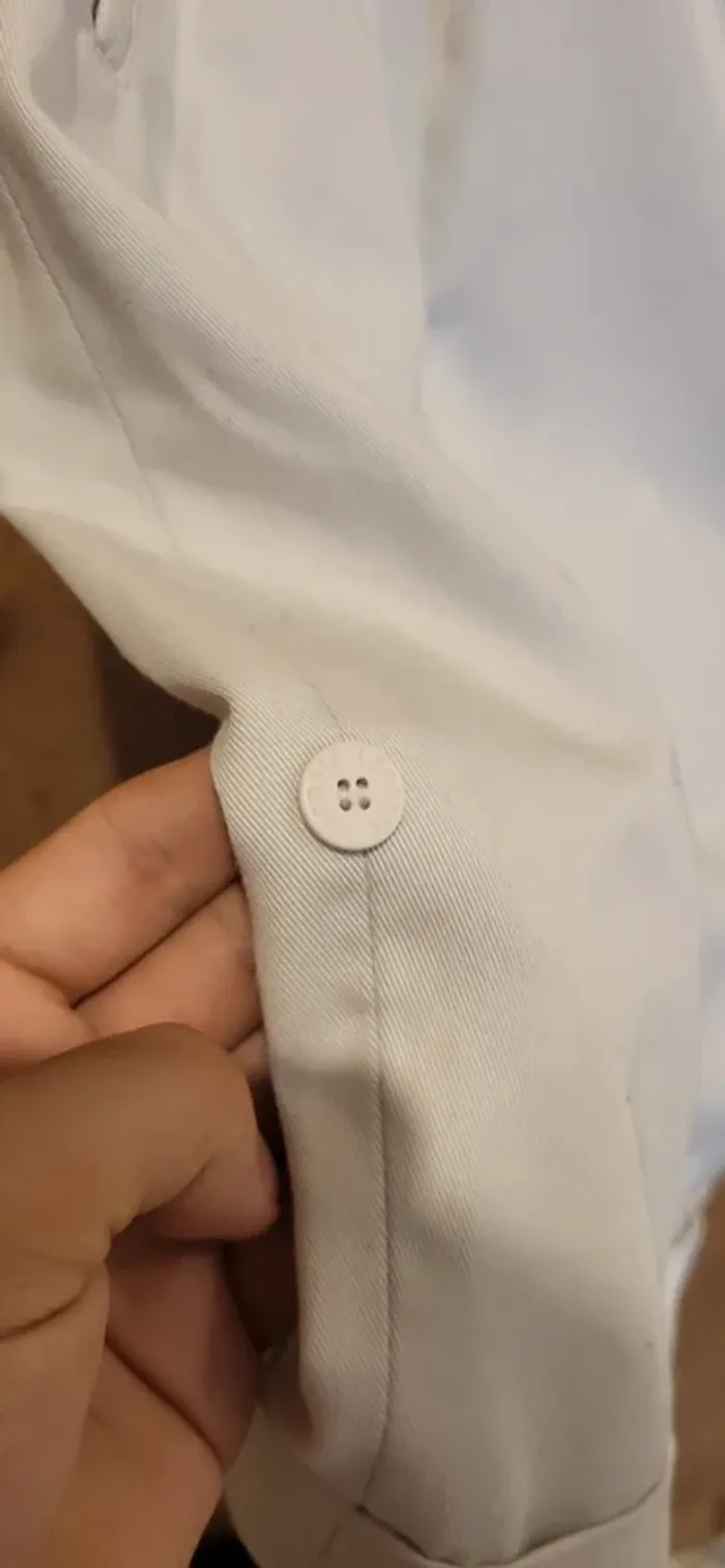 Bermuda homme Lacoste blanc taille 44 (taille petit, équiv. 38/M) - Très bon état - photo numéro 4