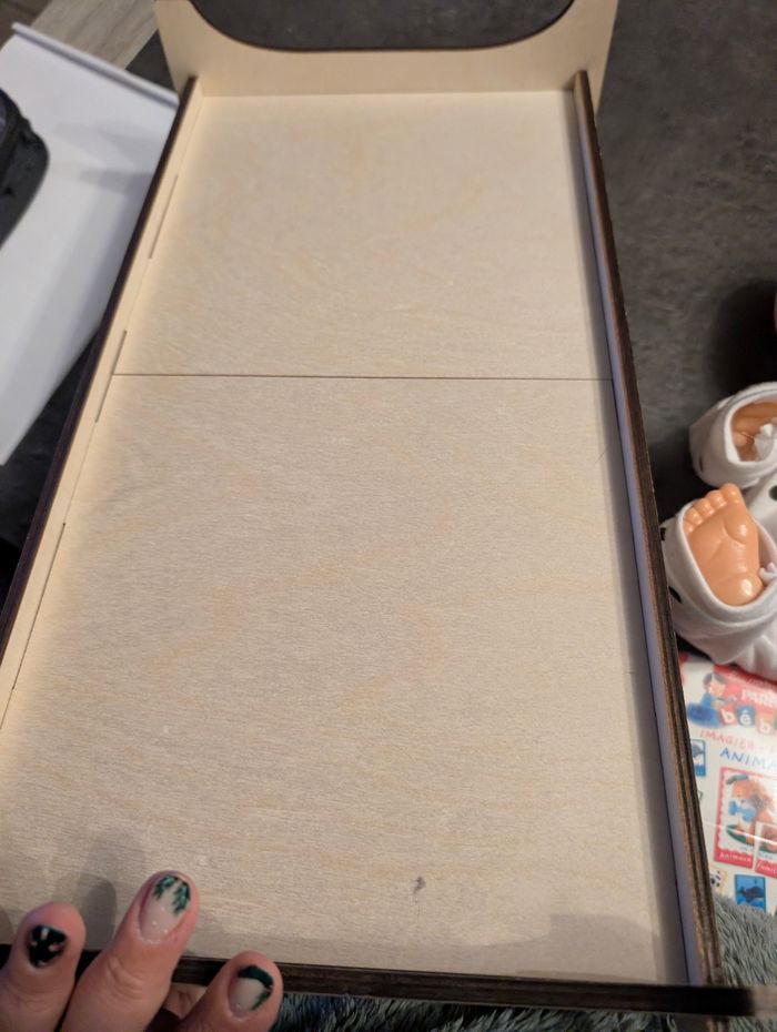 Lit en bois corolle et bébé en plastique - photo numéro 4