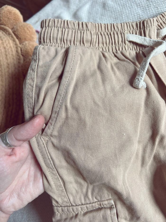 Pantalon cargo beige Kiabi 4 ans - photo numéro 4