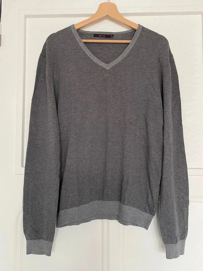 Pull manches longues col v gris effet jaspé