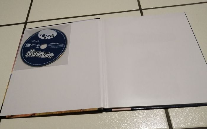 Livre - La Préhistoire (voir 6-9 ans)- Livre + dvd NEUF - photo numéro 3