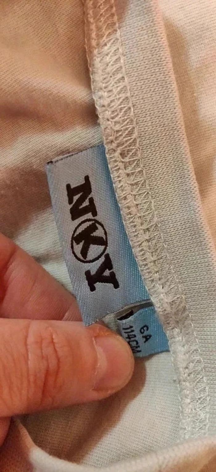 T-shirt ml gris motifs gris et roses Kiabi NKY 6 ans - photo numéro 4